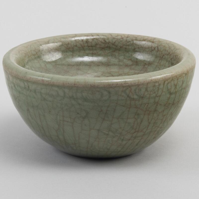 Appraisal: Chinese Longquan Celadon Warming Bowl Unmarked with incised decoration x