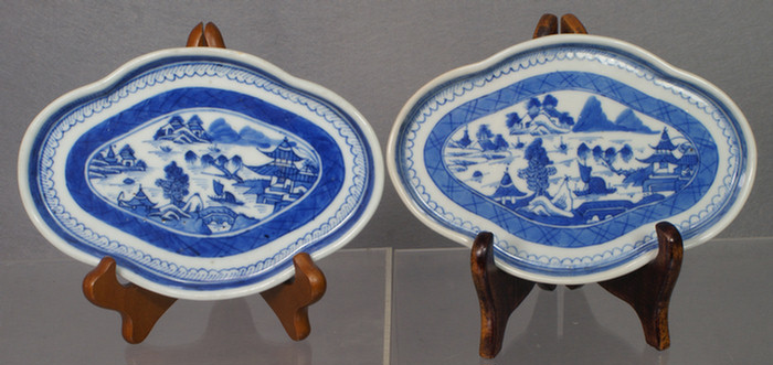 Appraisal: Chinese export porcelain Canton pair of small trays w c