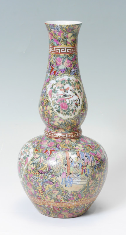 Appraisal: CHINESE ROSE MEDALLION DOUBLE GOURD VASE Typical outdoor genre scenes