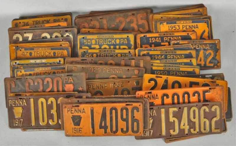 Appraisal: Lot of Approx Pennsylvania License Plates s to s Metal