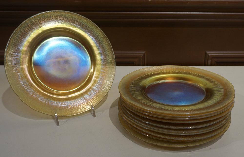 Appraisal: ELEVEN AURENE GLASS PLATES D IN CM Eleven Aurene Glass