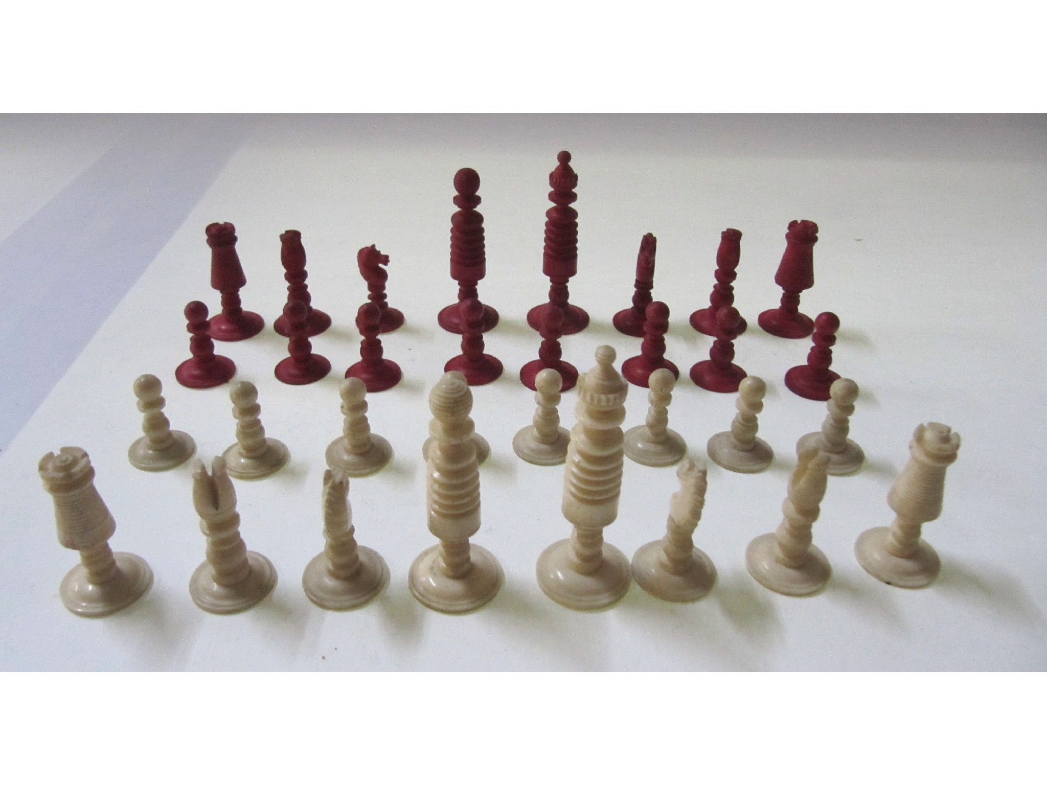 Appraisal: A bone chess set