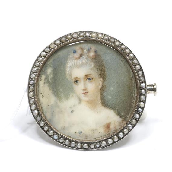 Appraisal: A MINIATURE AND PEARL BROOCH th c Silver With a