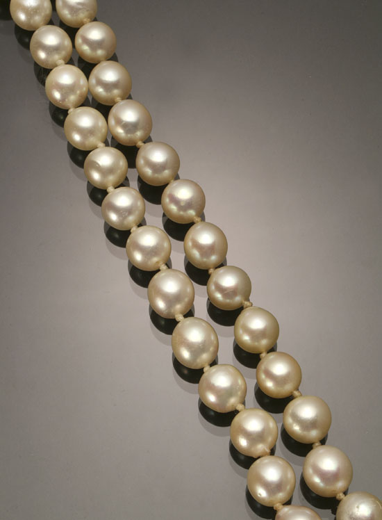 Appraisal: Choker Length Cultured Pearl and Diamond Necklace Knotted The single