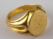 Appraisal: An antique carat gold signet ring hallmarked London or possibly