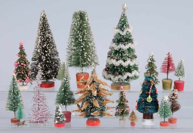 Appraisal: Lot of Brush Christmas Trees Condition Excellent Size Largest T