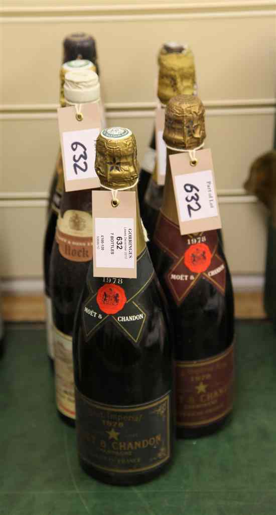 Appraisal: Seven bottles including five champagne one Moet Chandon one Moet