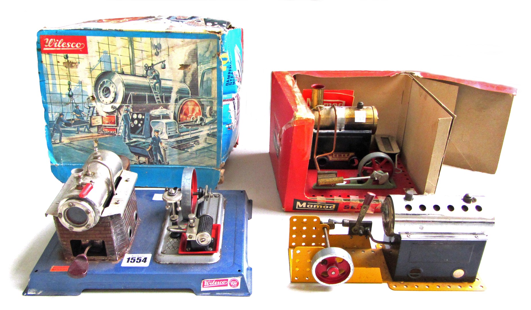 Appraisal: A Wilesco D steam engine boxed a Mamod SE a