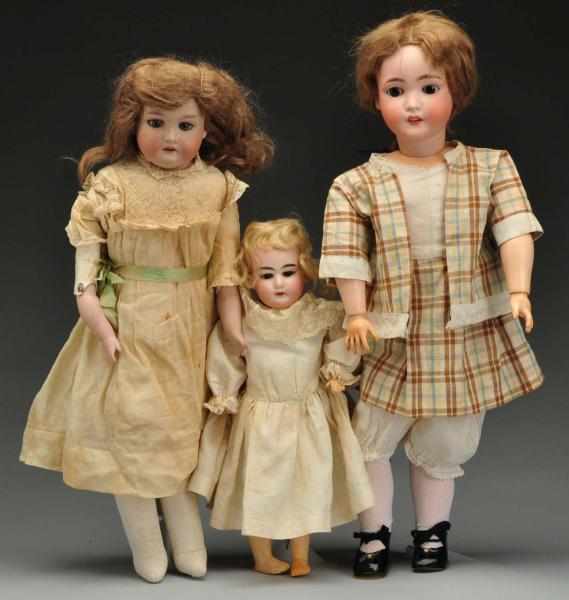 Appraisal: Lot of German Bisque Dolls Description All with bisque heads