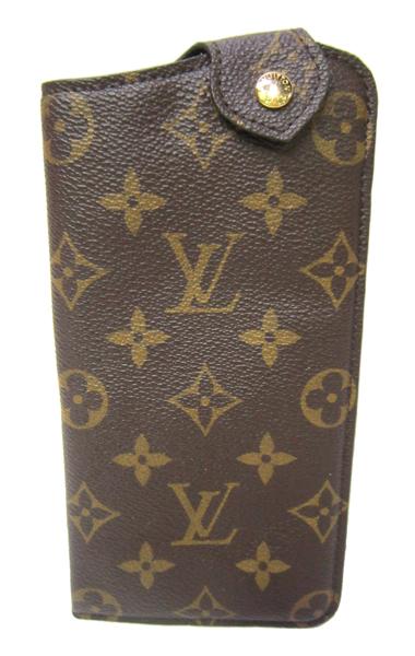 Appraisal: A LOUIS VUITTON SUNGLASSES CASE IN MONOGRAM CANVAS A LOUIS