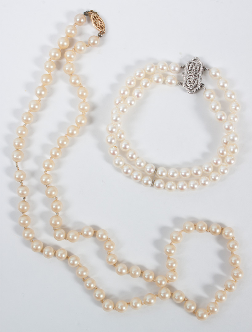 Appraisal: Lady's pearl bracelet and faux-pearl necklace double strand cultured pearl