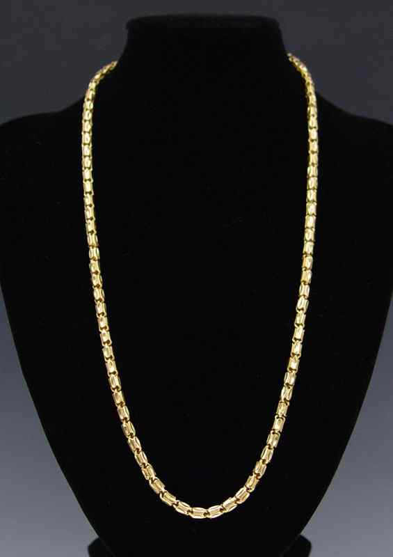 Appraisal: K BARREL CHAIN K yellow gold fancy link chain Length