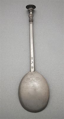 Appraisal: Lewes An early Charles II large spoon the extended finial