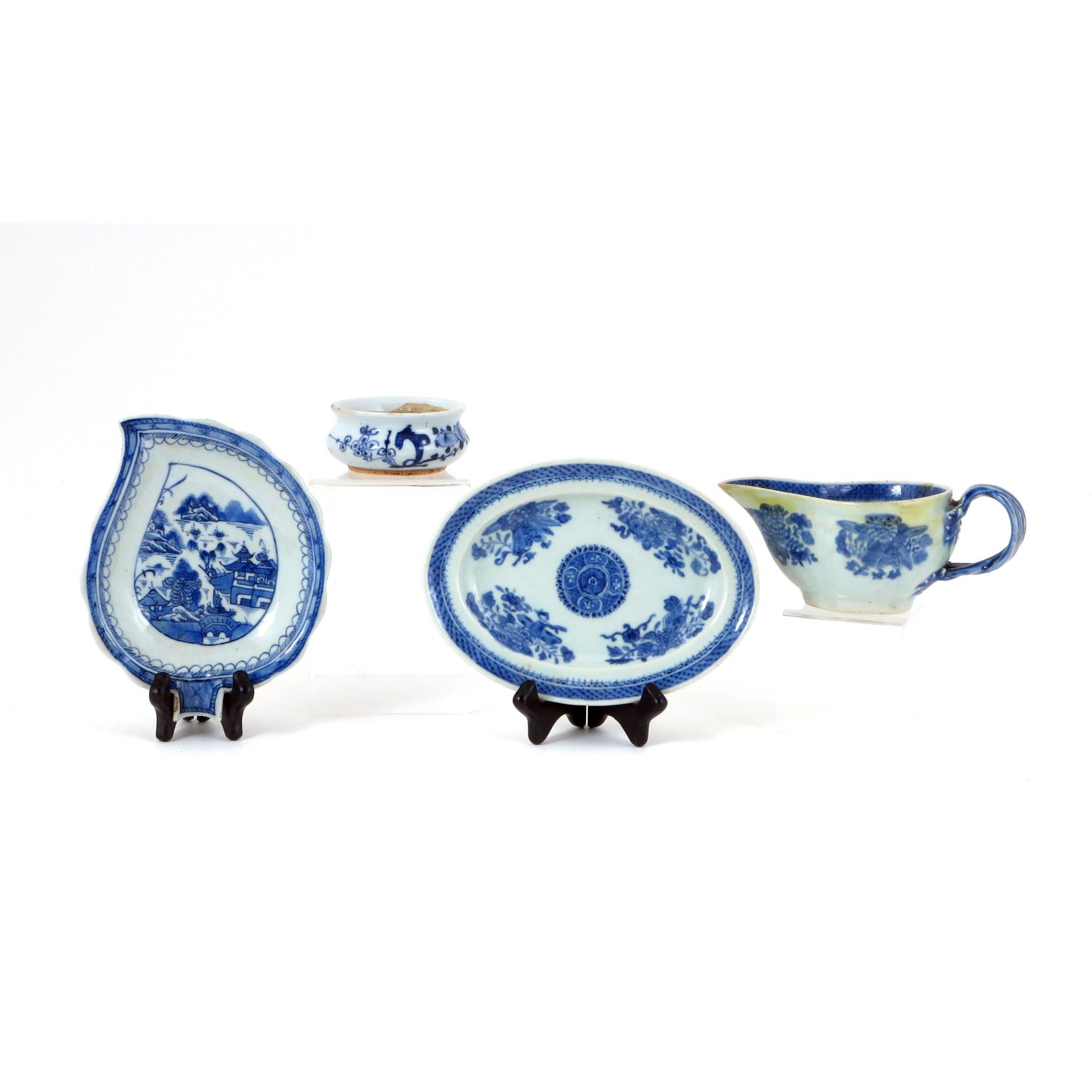 Appraisal: Chinese Export Porcelain Grouping th century four pieces including a