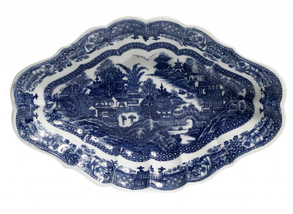 Appraisal: A CAUGHLEY FLUTED LOZENGE SHAPED DESSERT DISH transfer printed in