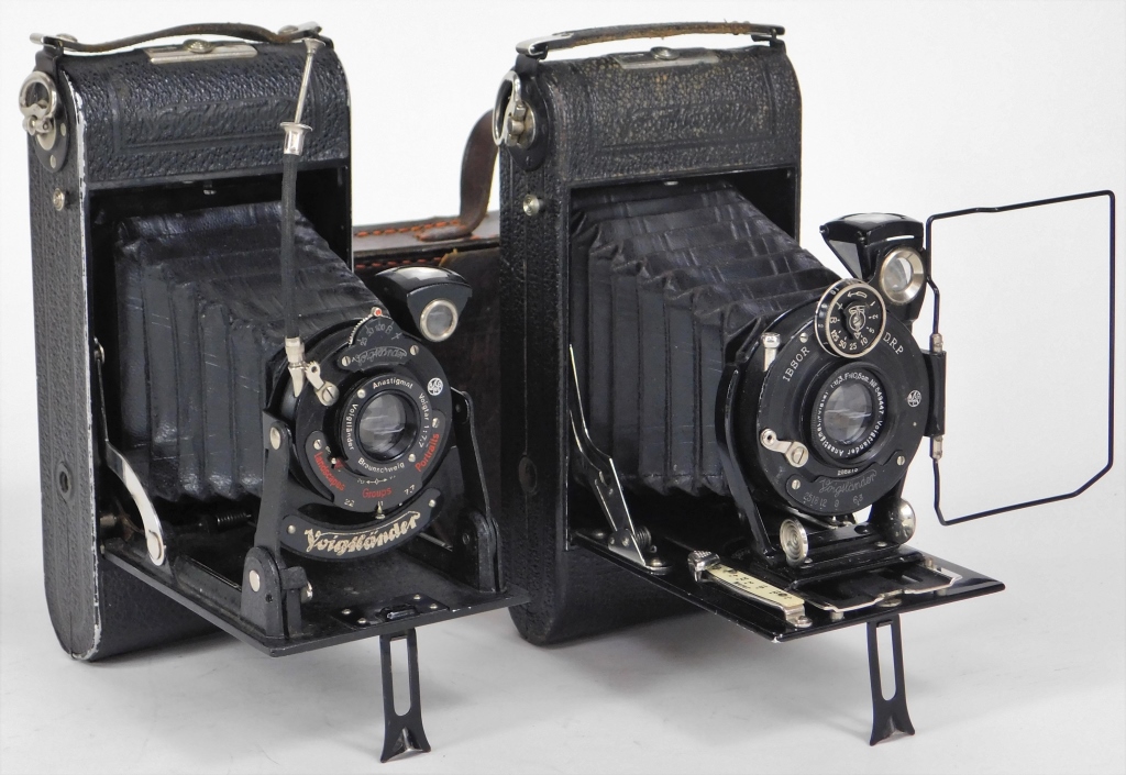 Appraisal: LOT OF VOIGTL NDER PRE-BESSA FOLDING CAMERAS Lot of Voigtl