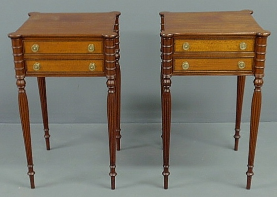 Appraisal: Pair of New England style mahogany end tables each with