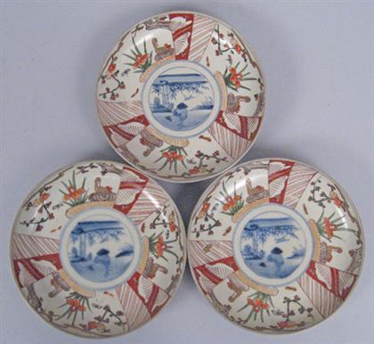 Appraisal: Six Japanese imari plated th century Of slightly rounded form