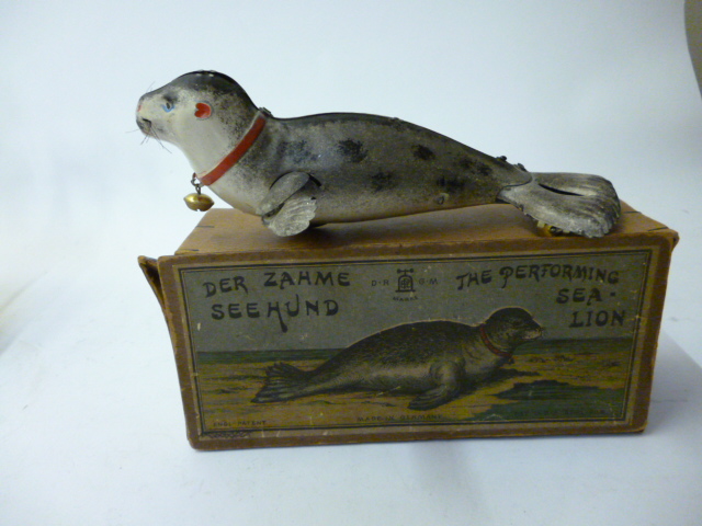 Appraisal: An E P Lehmann Performing Sea Lion novelty clockwork toy