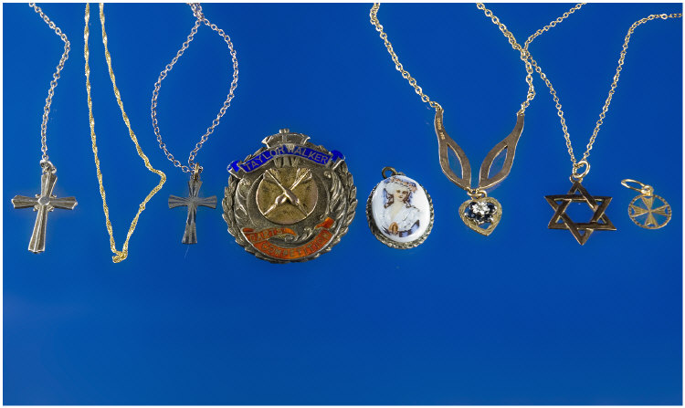 Appraisal: Small Collection Of Jewellery Comprising Two ct Gold Pendants And