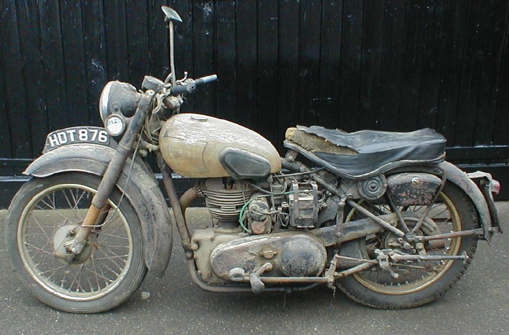 Appraisal: A Royal Enfield cc single cylinder motor cycle Sold with