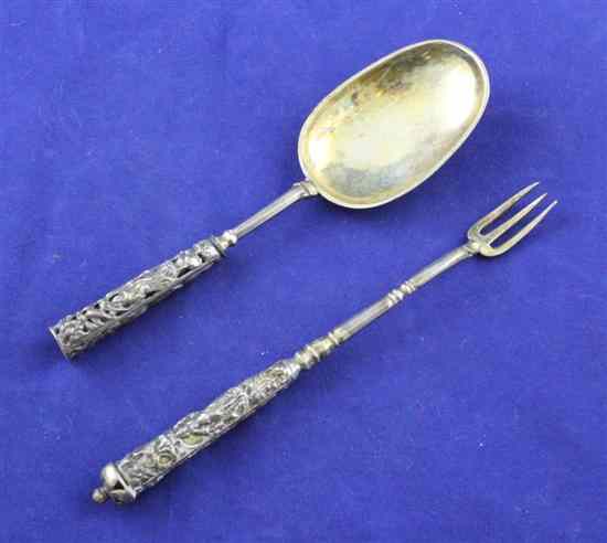 Appraisal: A th century Dutch silver sucket fork and spoon with