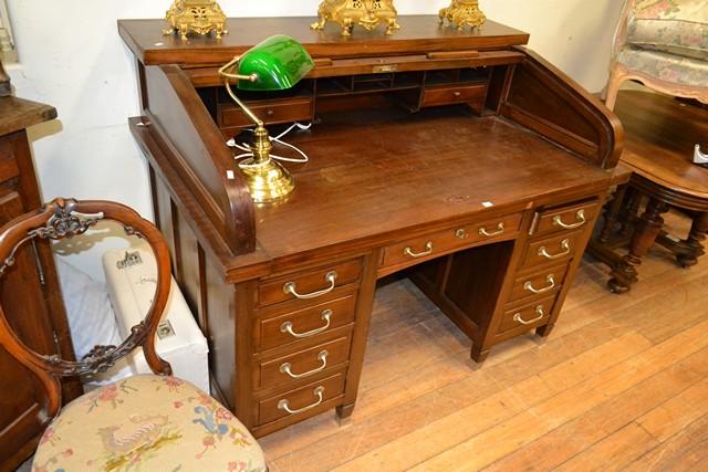 Appraisal: A MID TH CENUTRY FRENCH ROLL TOP DESK A MID