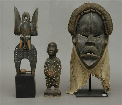 Appraisal: Three African Wood Carvings Mask in x in x in