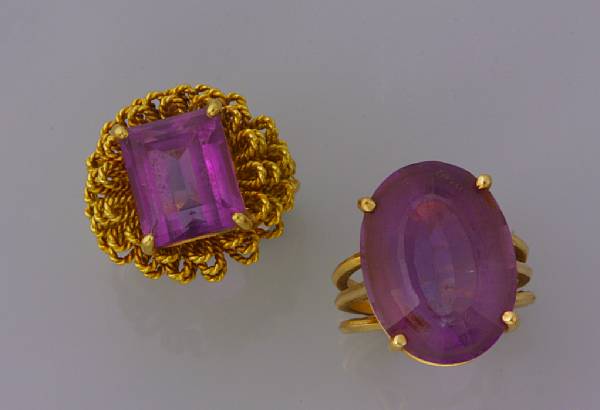 Appraisal: A collection of two amethyst and gold rings g gross