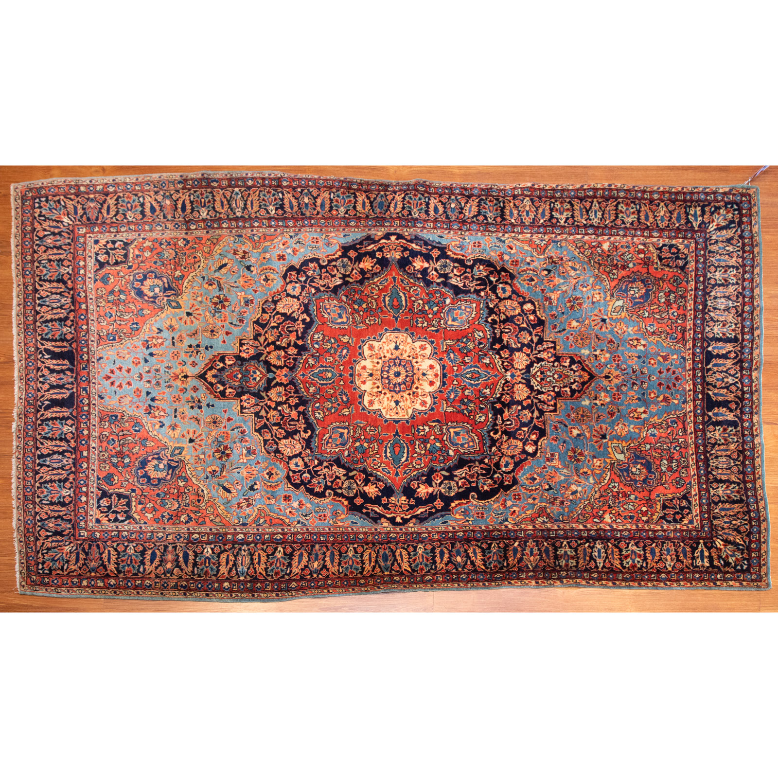 Appraisal: ANTIQUE FERAGHAN SAROUK RUG X First quarter- th century hand-knotted