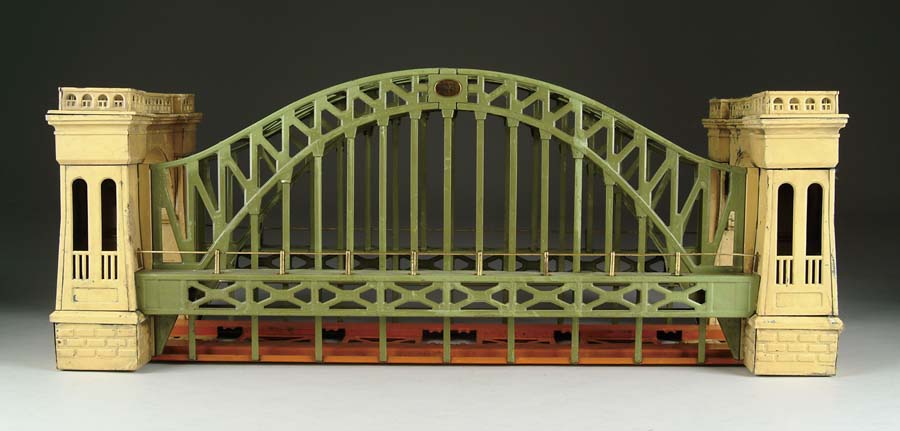 Appraisal: LIONEL HELLGATE BRIDGE Bridge span is green end portals yellow