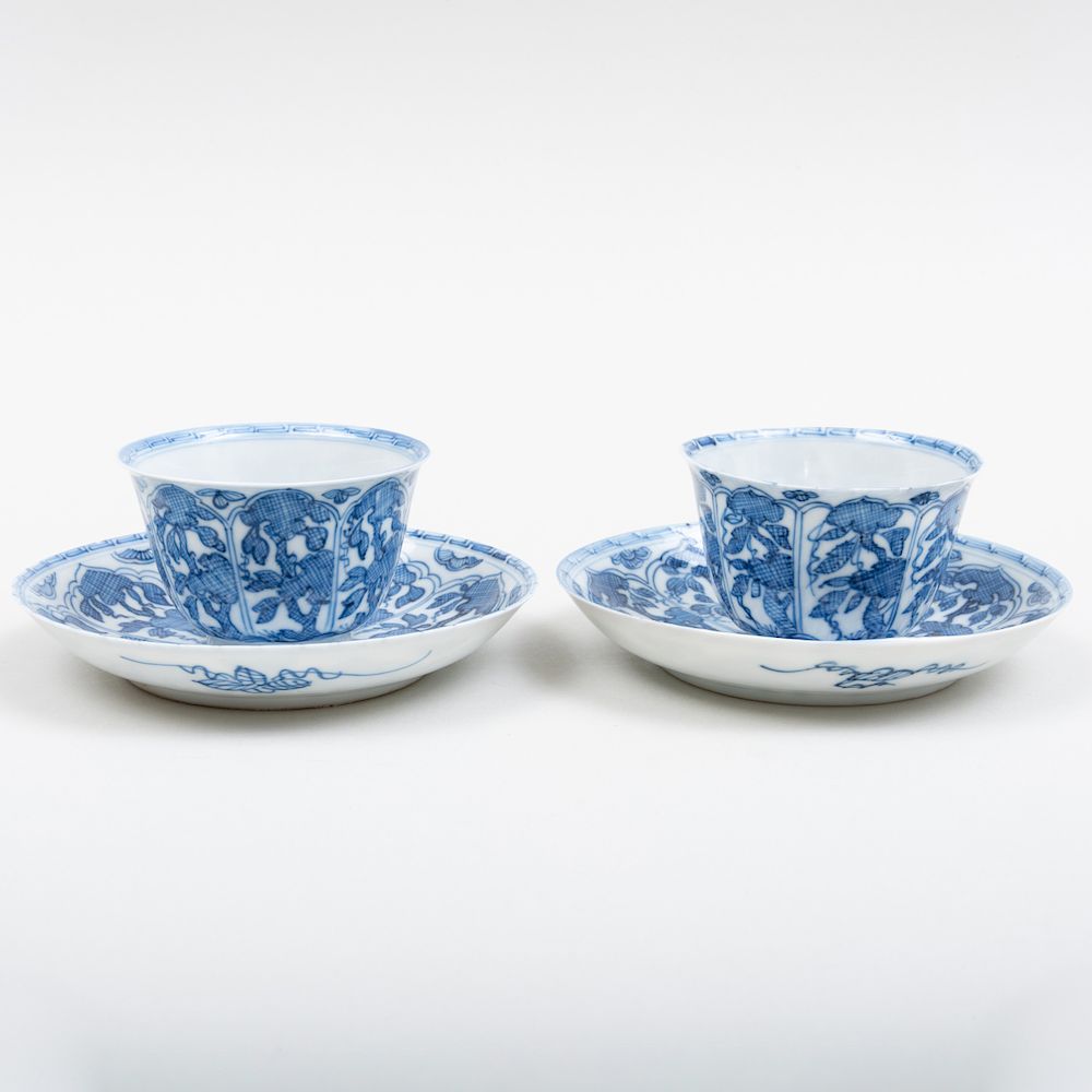 Appraisal: Pair of Chinese Export Porcelain Teabowls and Saucers Pair of