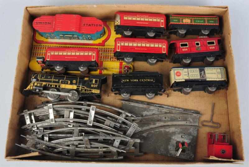 Appraisal: Unusual Marx Montgomery Ward No Train Set American Set includes