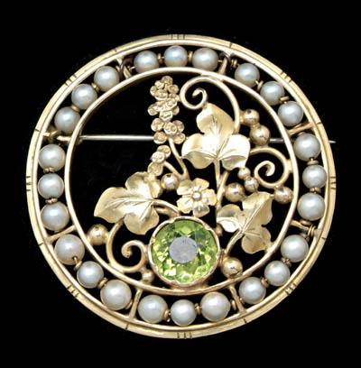 Appraisal: Vintage Art Nouveau pearl brooch floral openwork kt yellow gold