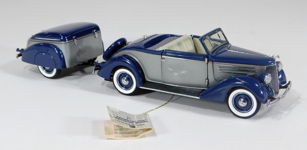 Appraisal: FRANKLIN MINT FORD CABRIOLET TRAILER DIECAST CAR United States Contemporary