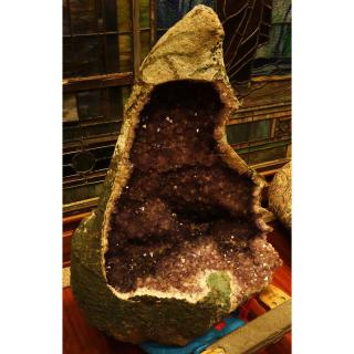 Appraisal: Massive Oversize Amethyst Quartz Geode Massive Oversize Amethyst Quartz Geode