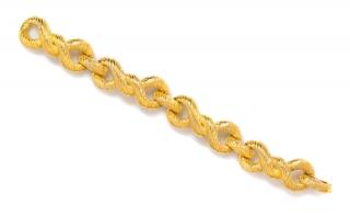 Appraisal: An Karat Yellow Gold Textured Link Bracelet dwts An Karat