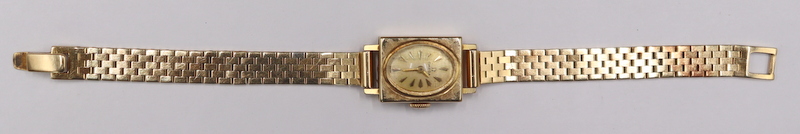 Appraisal: JEWELRY LADY'S OMEGA KT GOLD BRACELET WATCH A lady's Omega