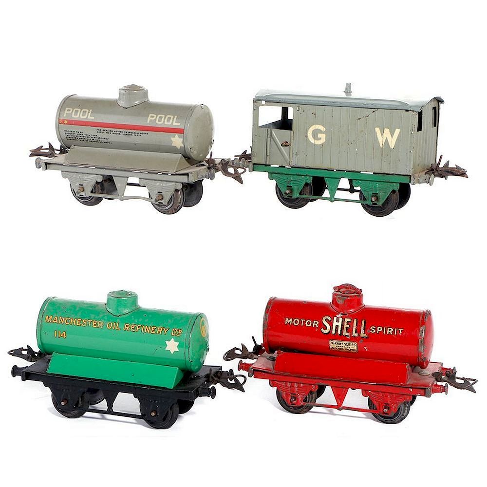 Appraisal: Group of Hornby freight cars Four O gauge cars including