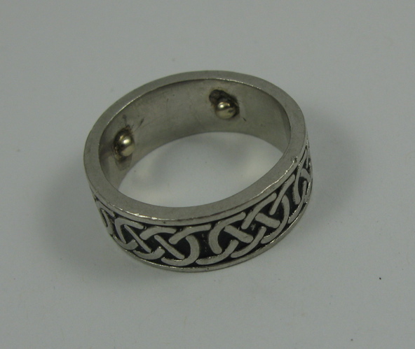 Appraisal: MAN'S PLATINUM GAELIC STYLE RING grams in weight Ring size