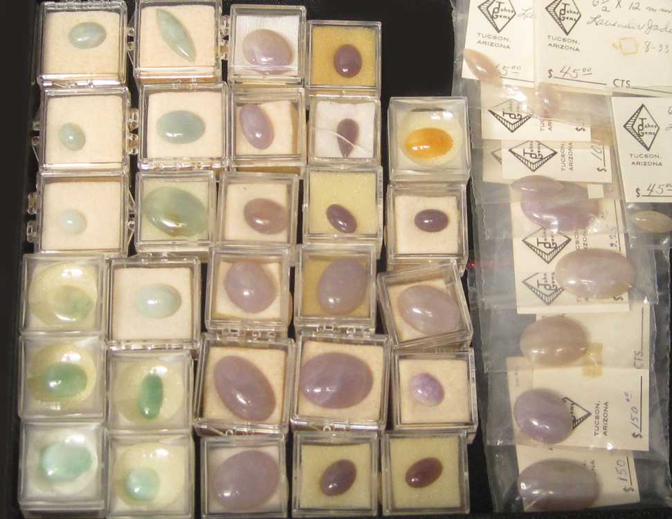 Appraisal: COLLECTION OF THIRTY-NINE UNSET JADE CABOCHONS including oval lavender jade