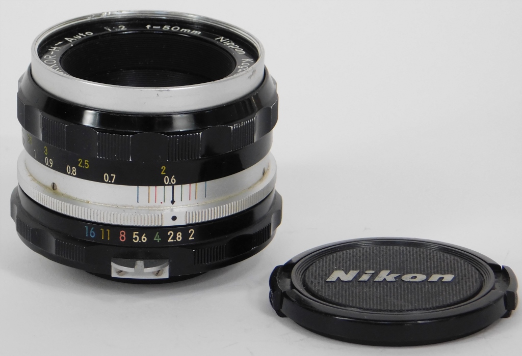 Appraisal: NIKON NIKKOR-H AUTO LENS MM F FOR NIKON F Nikon