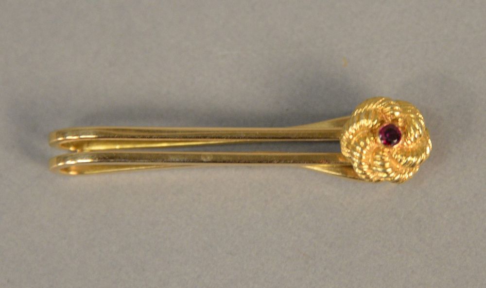 Appraisal: Tiffany Schlumberger K gold tie clip set with small ruby