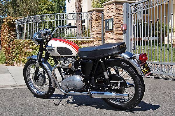 Appraisal: Triumph cc T BonnevilleEngine no T RDU The famous Triumph