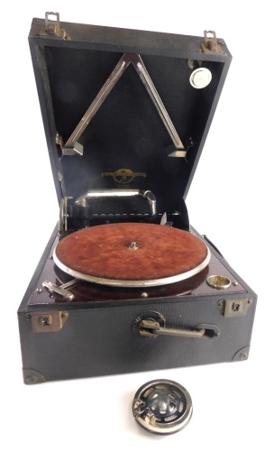 Appraisal: A mid thC Columbia gramophone with a baize lining and