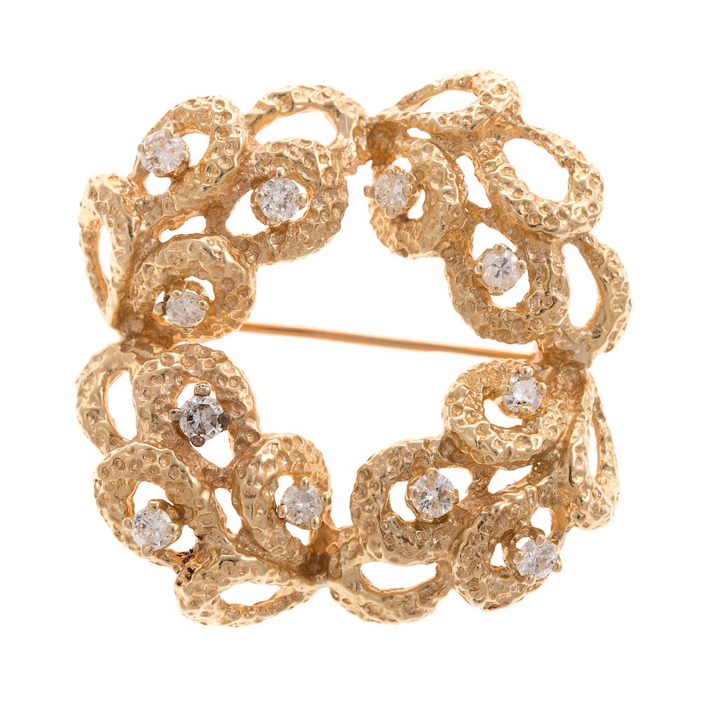 Appraisal: A Ladies Diamond Brooch in K K yellow gold open