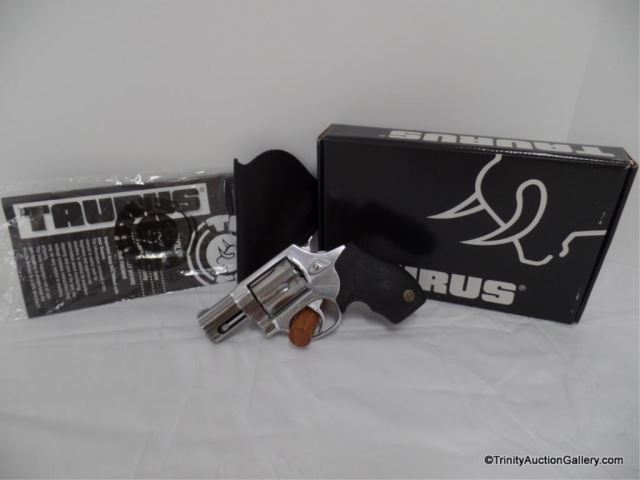 Appraisal: Taurus Mod Ultra-Lite Special Revolver Is a shot snub nose