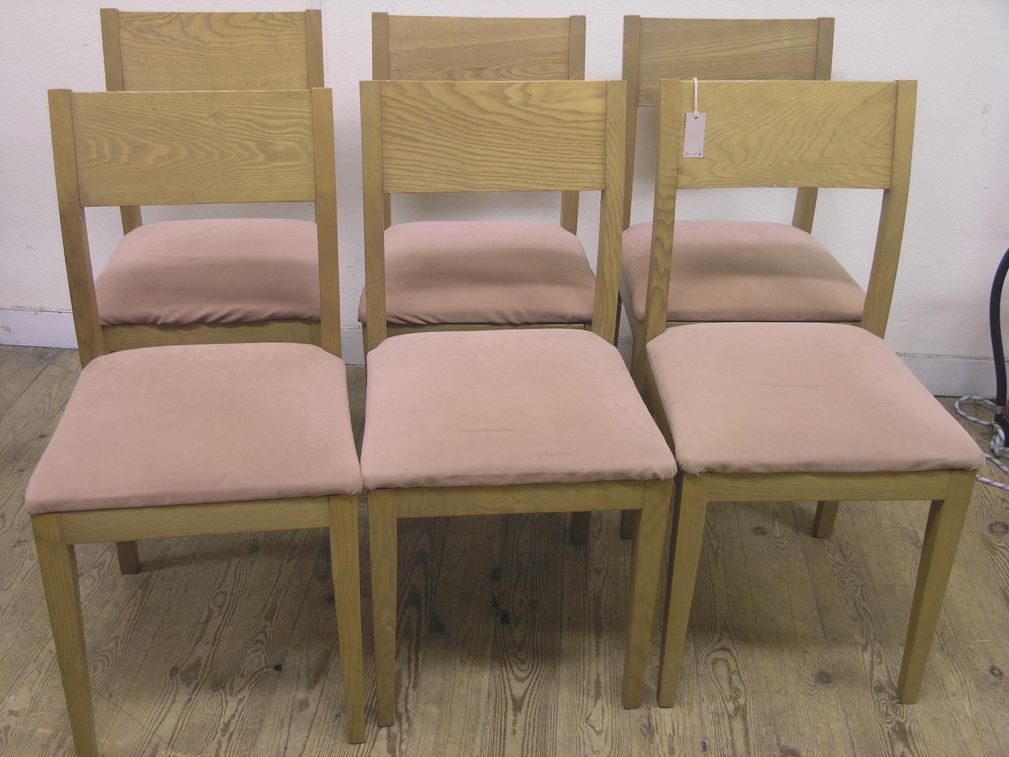 Appraisal: A set of six modern medium oak dining chairs with