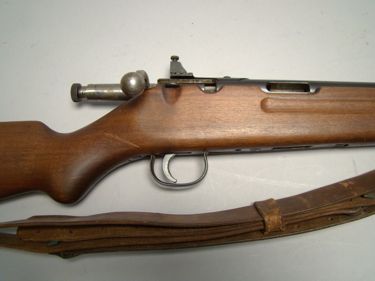 Appraisal: SAVAGE BOLT-ACTION RIFLE cal Serial Blued finish Length of barrel