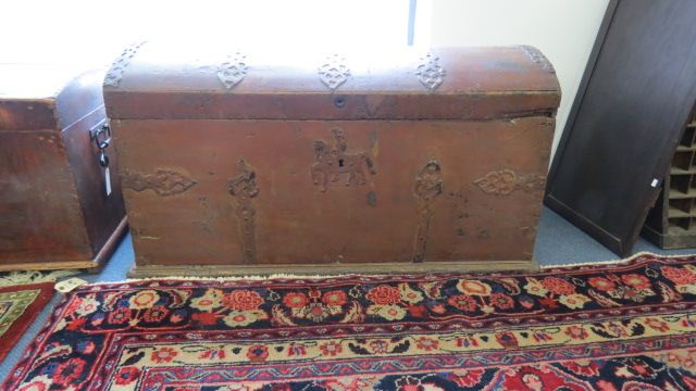 Appraisal: Early Brides or Immigrates Trunk possibly th century great metalwork